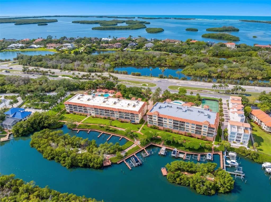1695 PINELLAS BAYWAY S #D1 3