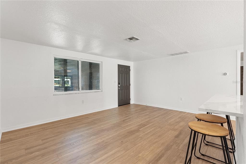13912 DARLENE AVENUE photo 9