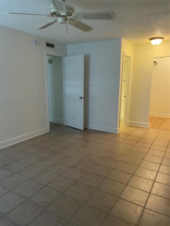 706 115TH 2401 photo 18