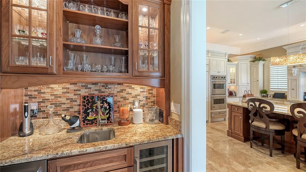 667 MOURNING DOVE DRIVE photo 15