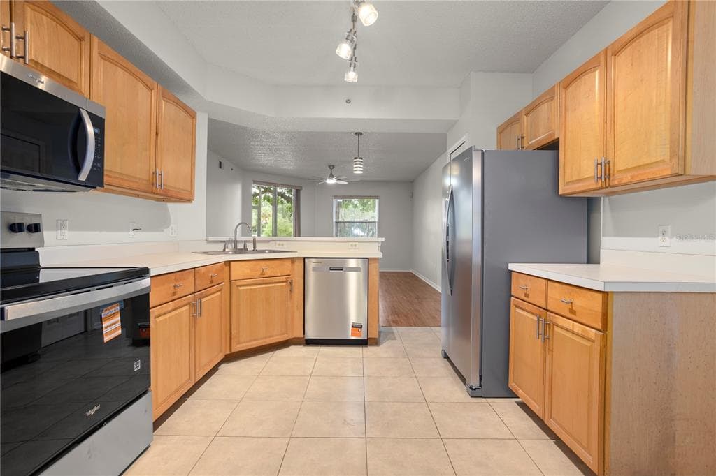 580 CRANES WAY 152 photo 9
