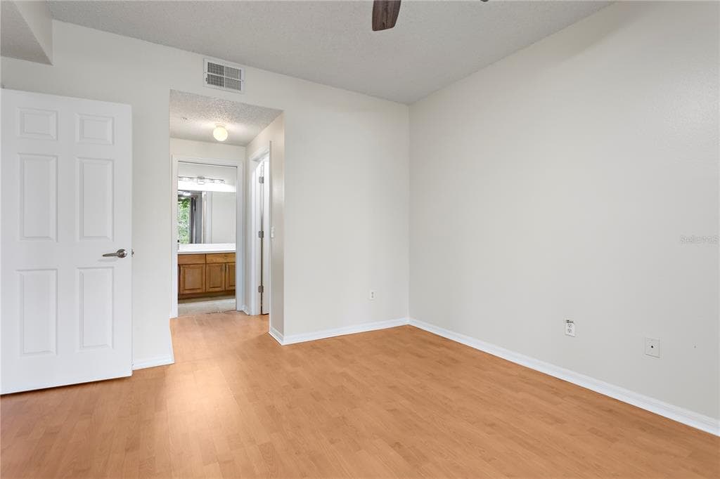 580 CRANES WAY 152 photo 15