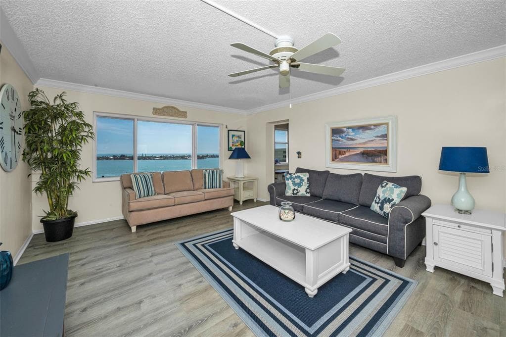 4525 COVE CIRCLE 1207 photo 16
