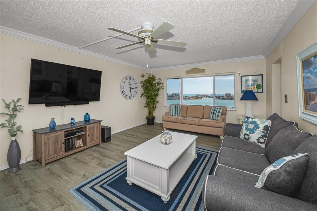 4525 COVE CIRCLE #1207 3