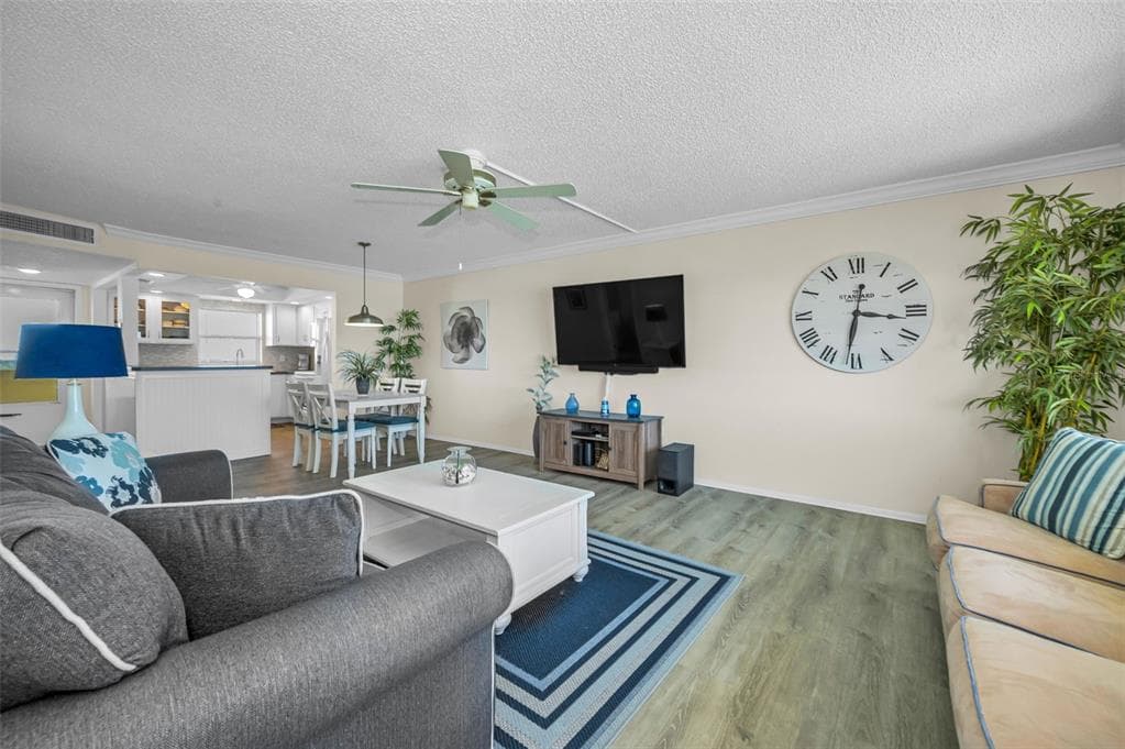 4525 COVE CIRCLE 1207 photo 20
