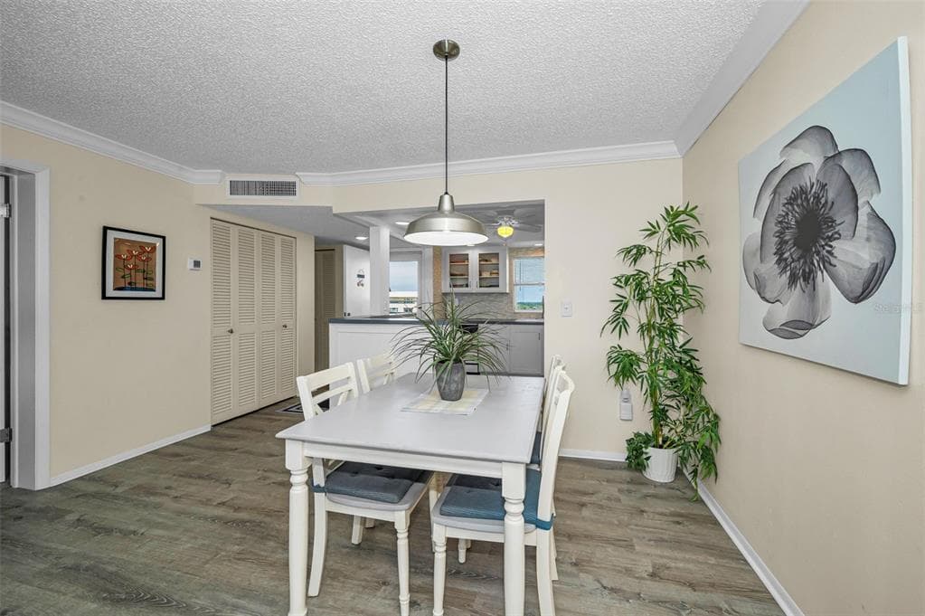 4525 COVE CIRCLE 1207 photo 14