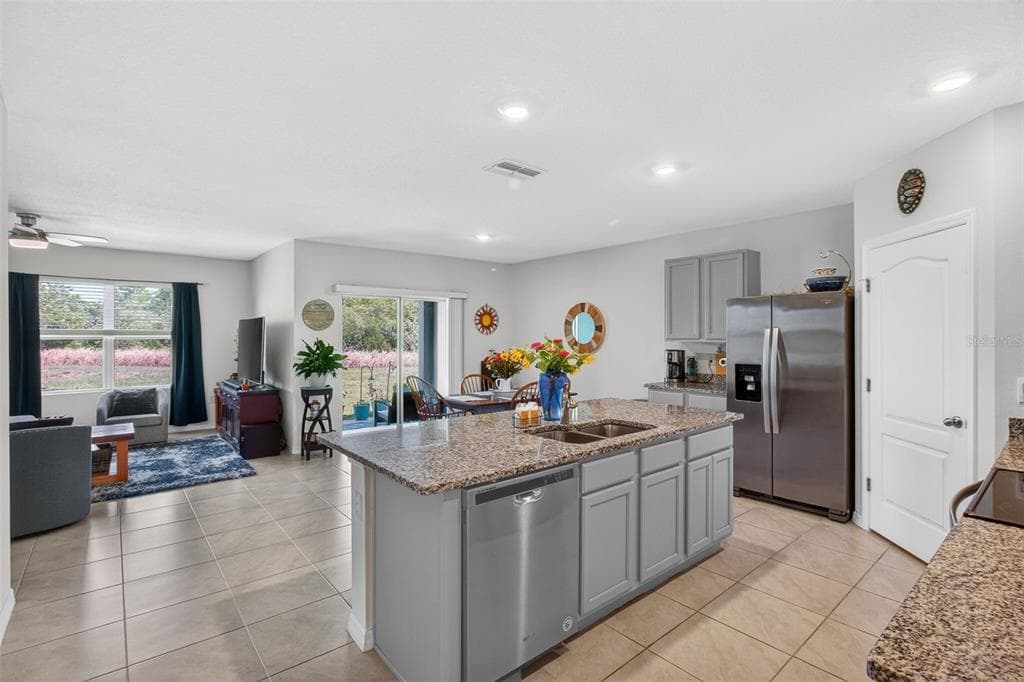 5946 SHINGLE CREEK ROAD photo 5