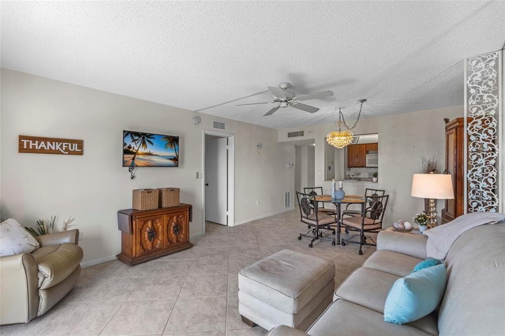 4900 BRITTANY DRIVE S 808 photo 11