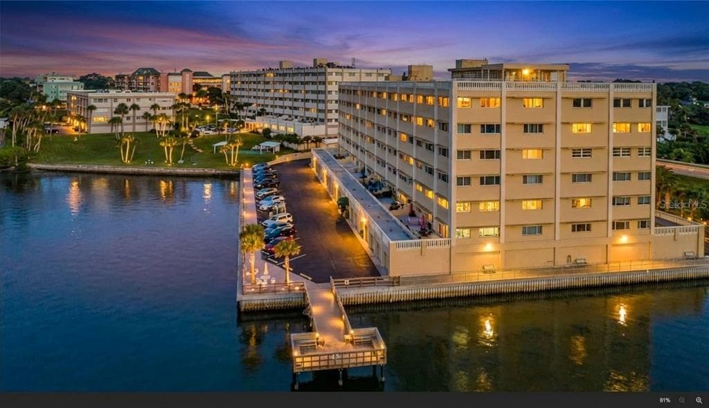 100 BLUFF VIEW DRIVE #608C 2