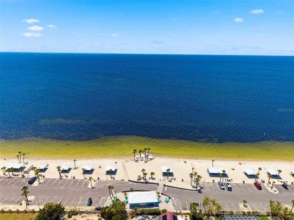 4939 FLORAMAR TERRACE #501 3