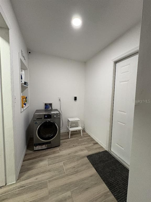 1549 DELAWARE AVENUE NE photo 18