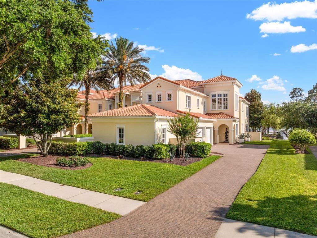 10355 KENSINGTON SHORE DRIVE #I-102 1