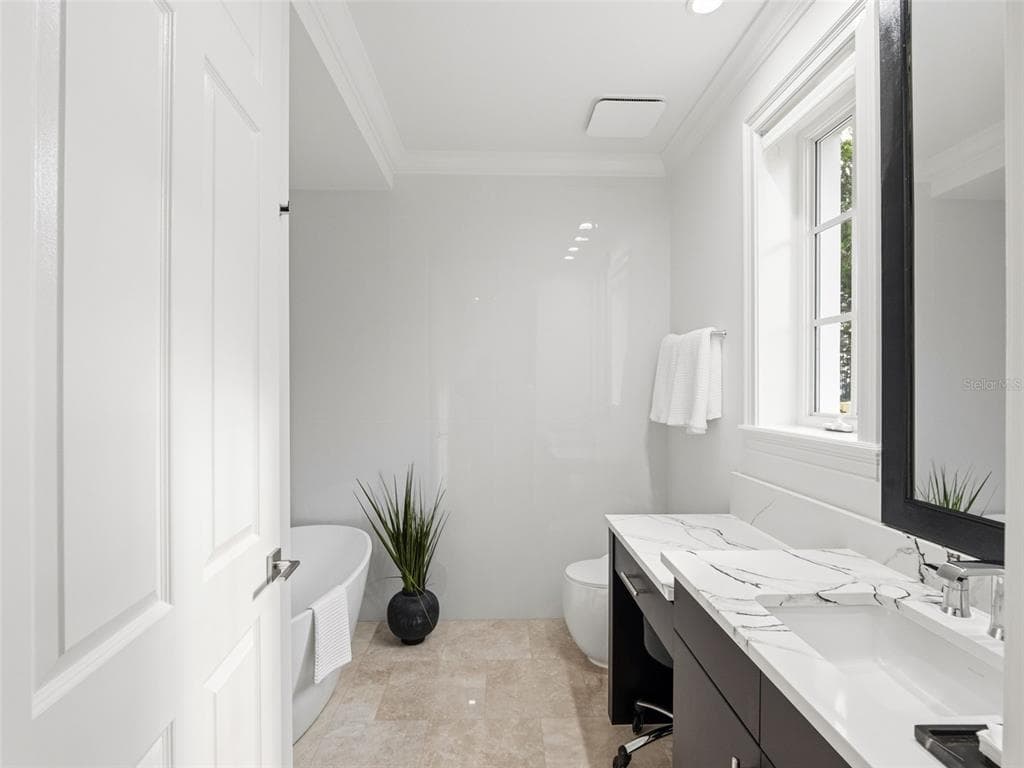 10355 KENSINGTON SHORE DRIVE I-102 photo 21
