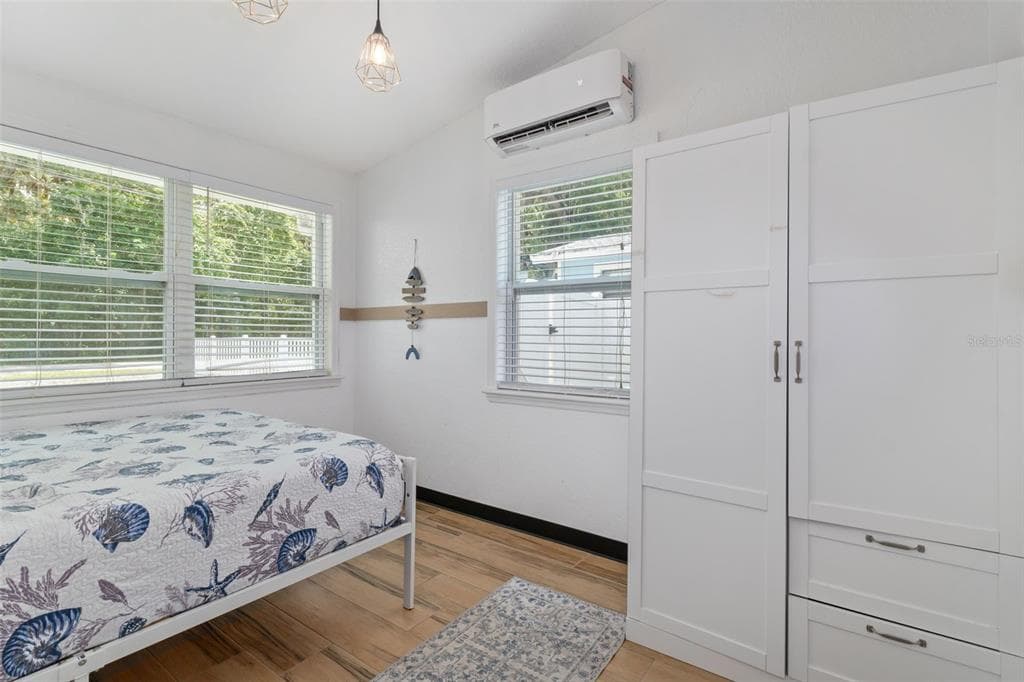 6245 WAVERLY ROAD photo 16