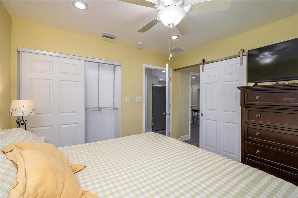 10742 W BEACH PARKWAY photo 21