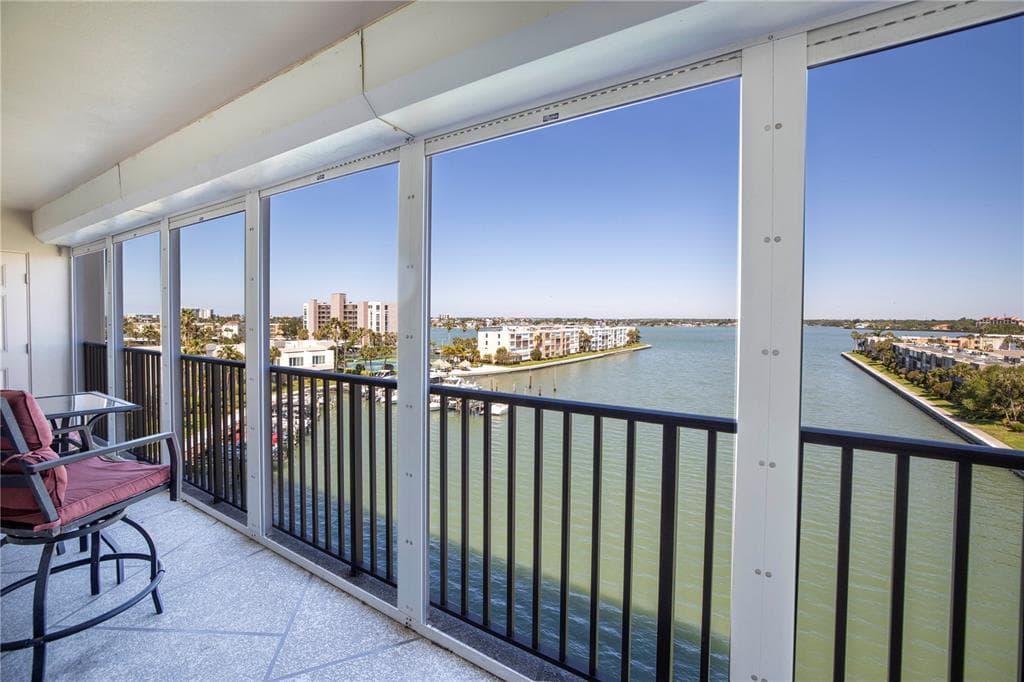 7300 SUN ISLAND DRIVE S #602 1