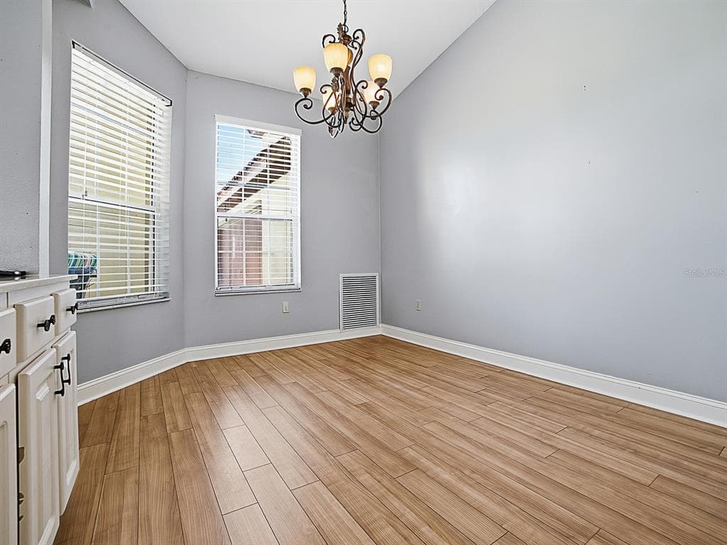 1031 MELLATHON CIRCLE photo 20