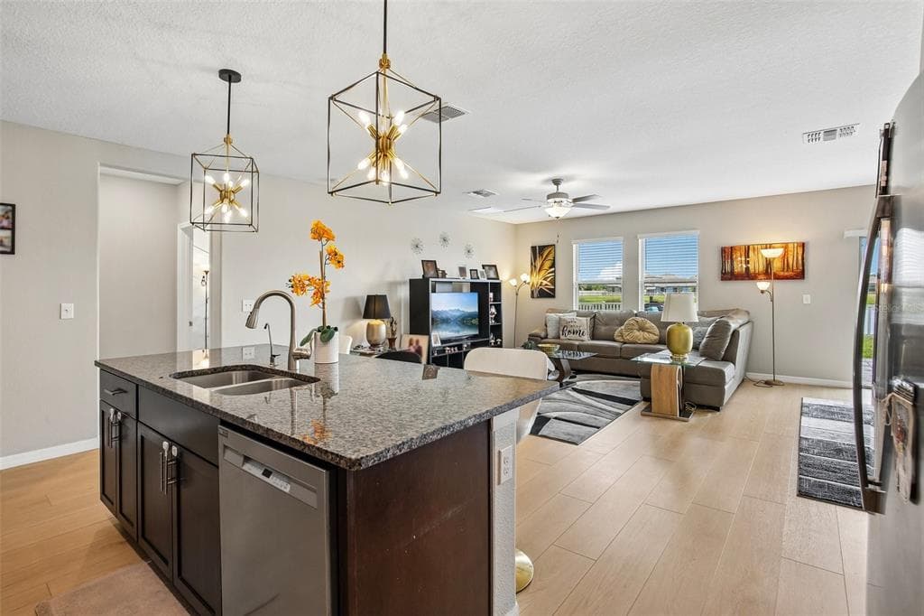 15608 MILLER CREEK DRIVE photo 10