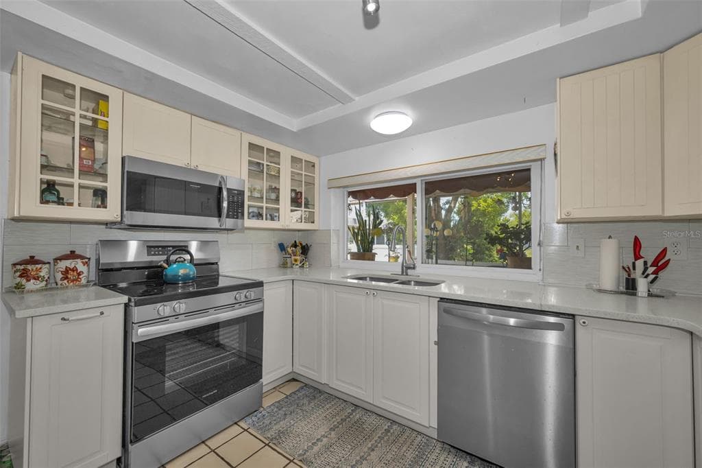 3325 HONEYMOON LANE 2