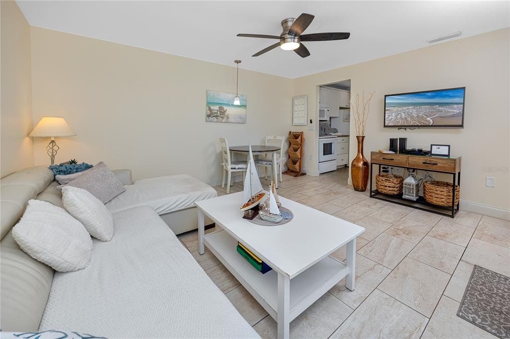 159 MEDALLION BOULEVARD F photo 13