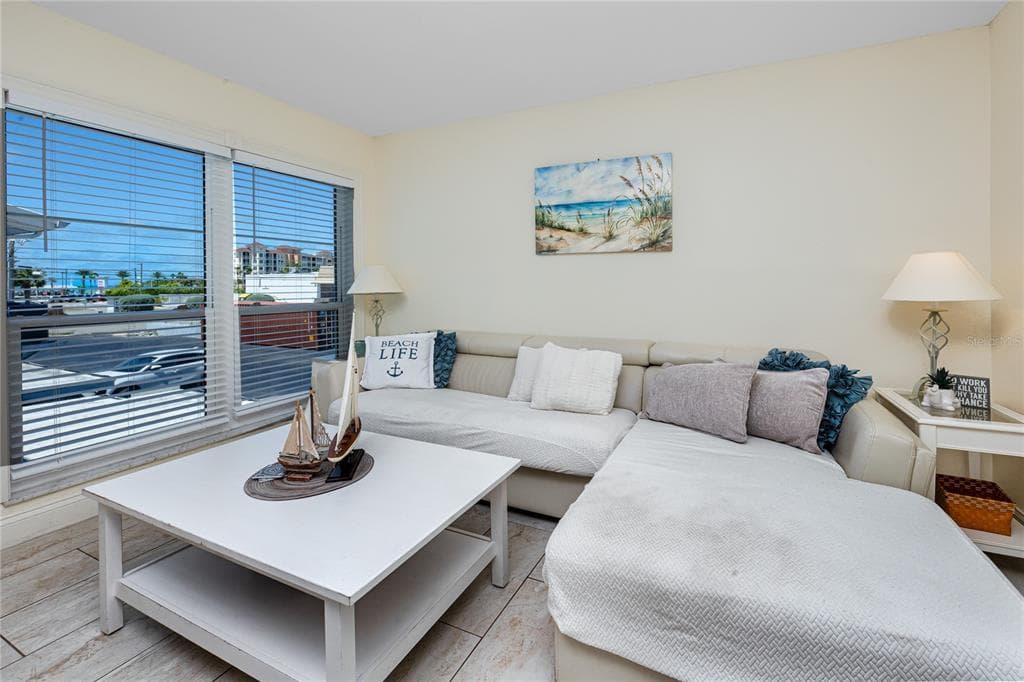 159 MEDALLION BOULEVARD F photo 11