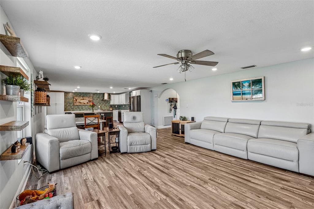 801 FLAMINGO DRIVE photo 25