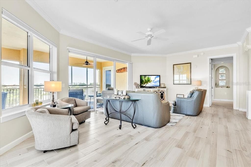 8560 AMBERJACK CIRCLE 301 photo 9