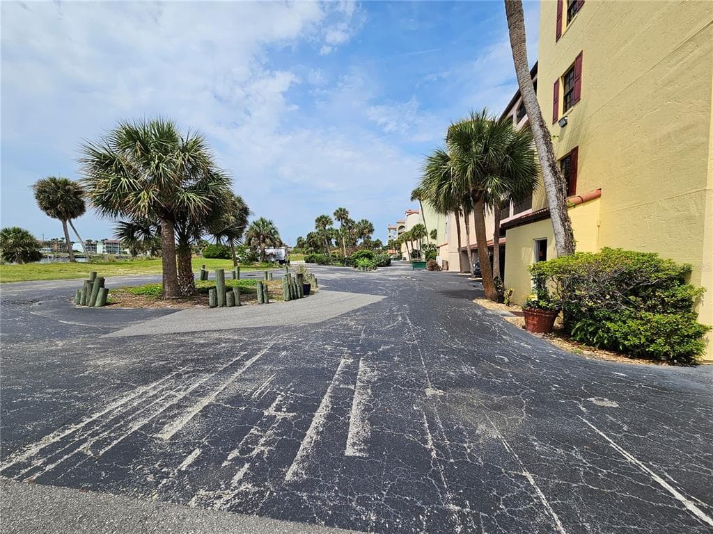 632 MARINA POINT DRIVE 6320 photo 8