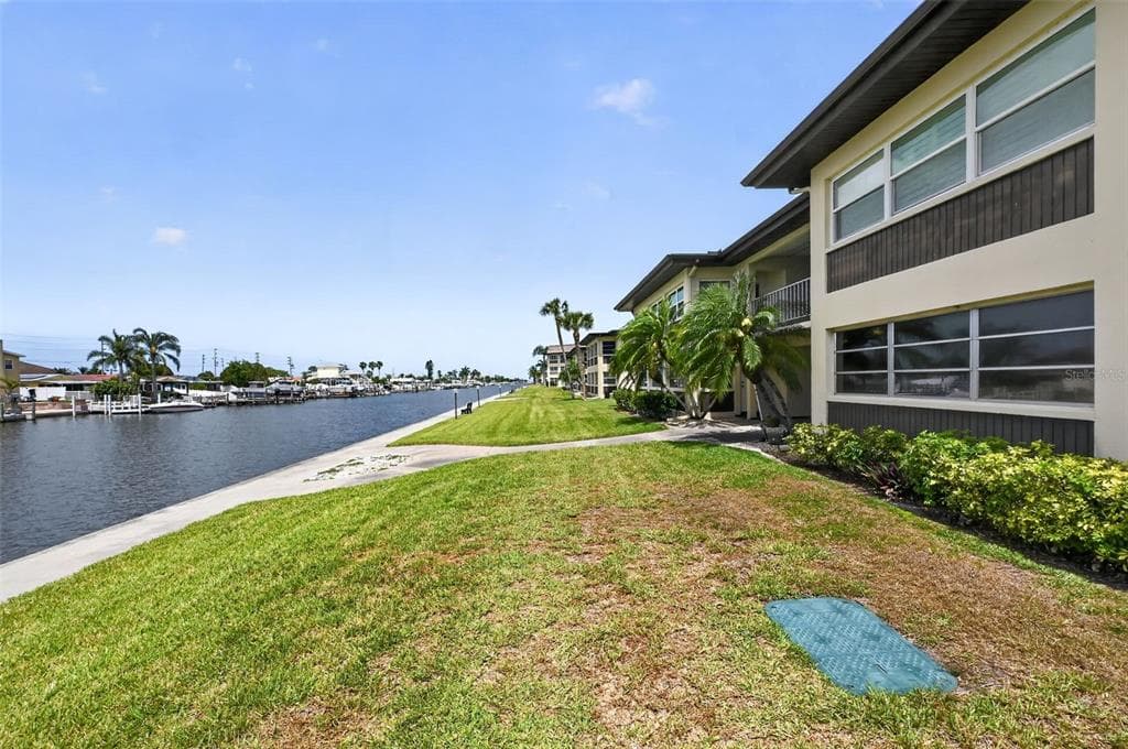 4758 JASPER DRIVE 104 photo 24