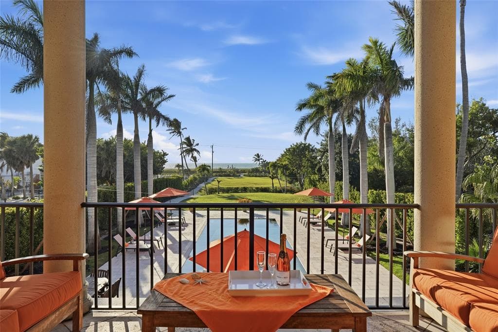 16205 CAPTIVA DRIVE photo 9
