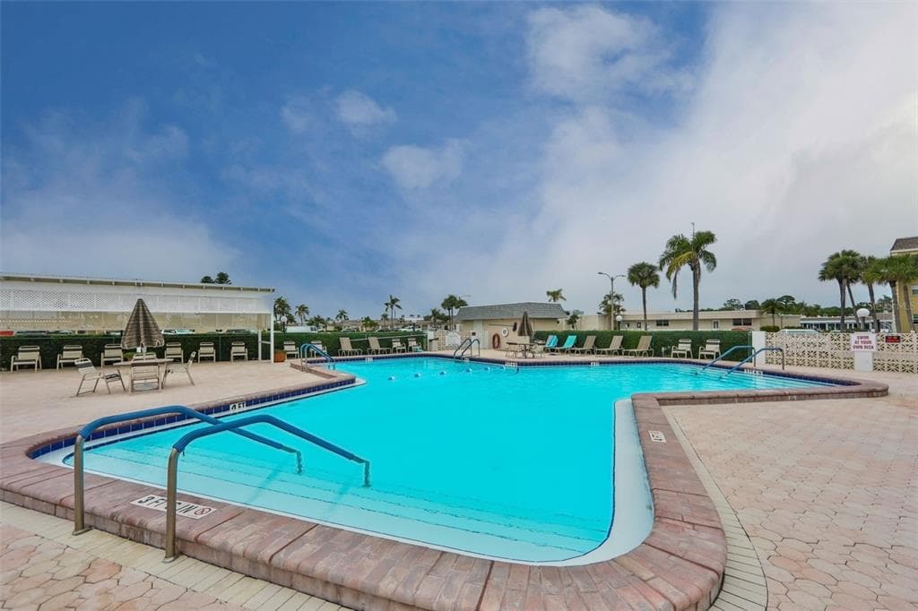 574 BOCA CIEGA POINT BOULEVARD N 2205 photo 23