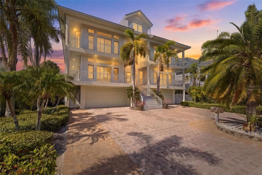 24 N PINE CIRCLE 5