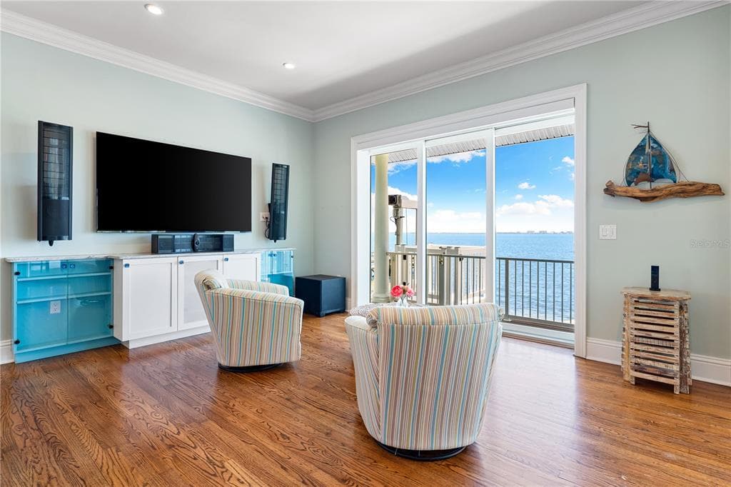 350 S SHORE DRIVE photo 22