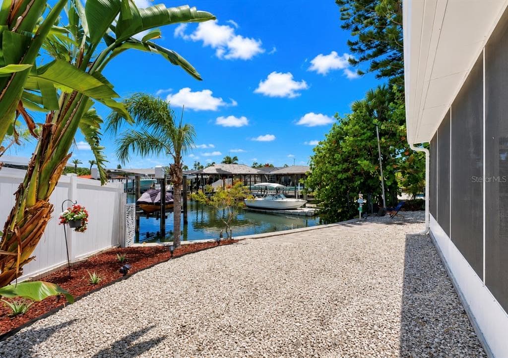 6513 ABACO DRIVE 4