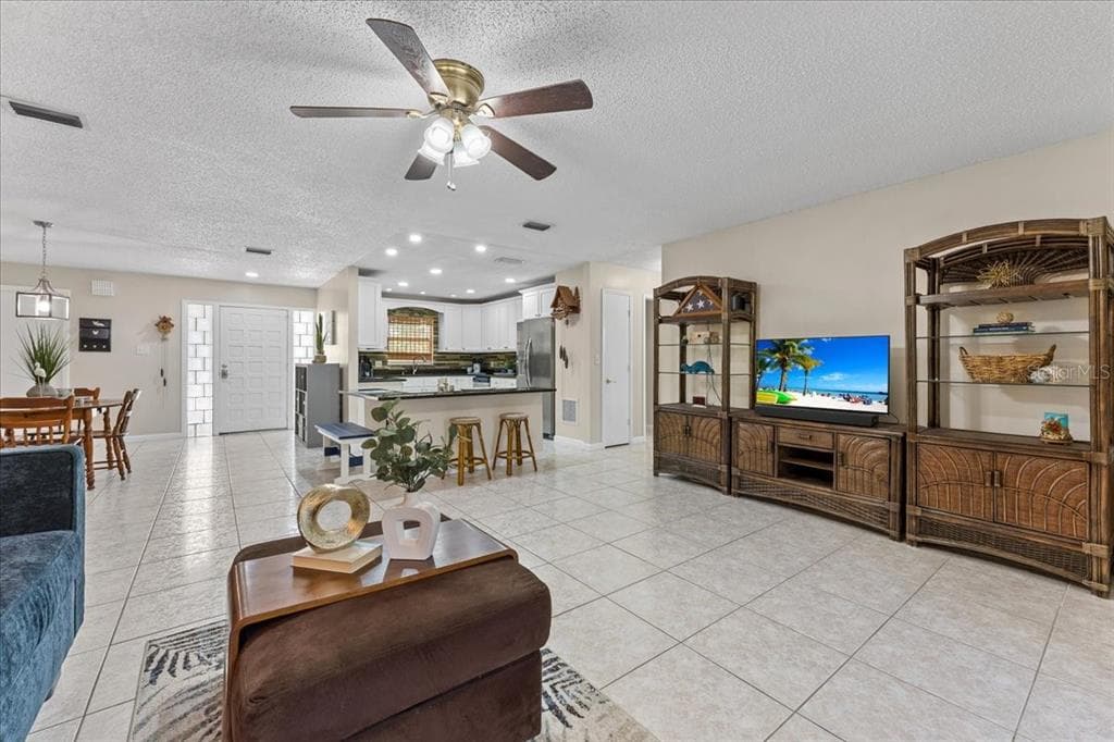 344 CROSSWINDS DRIVE photo 11
