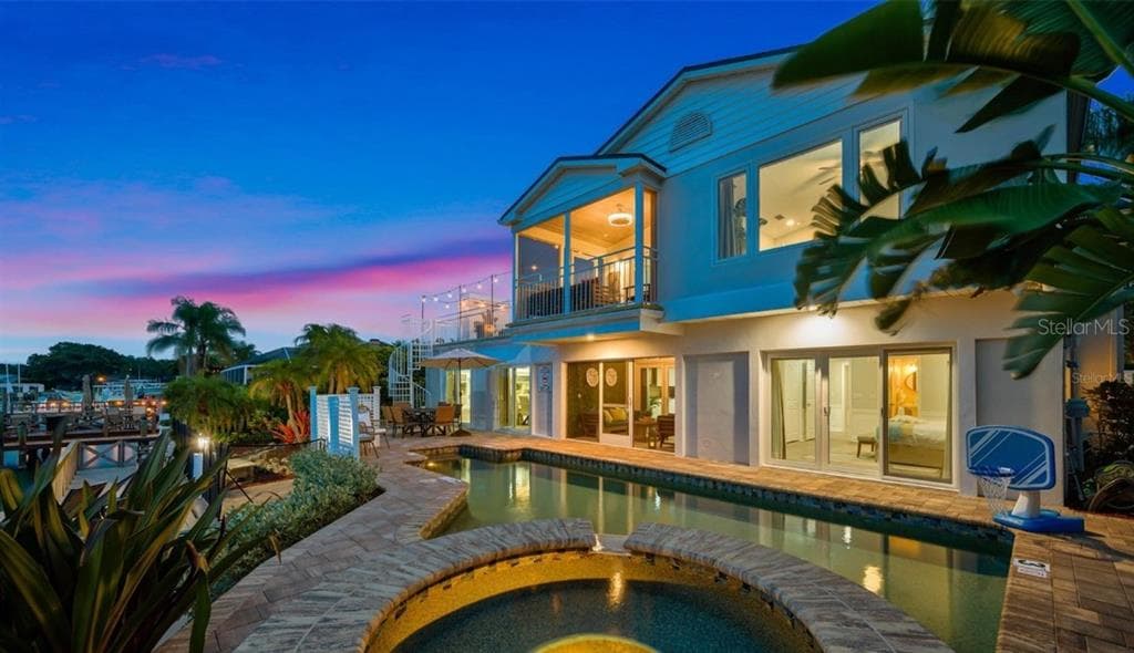 4545 HARBOR HILLS DRIVE 4