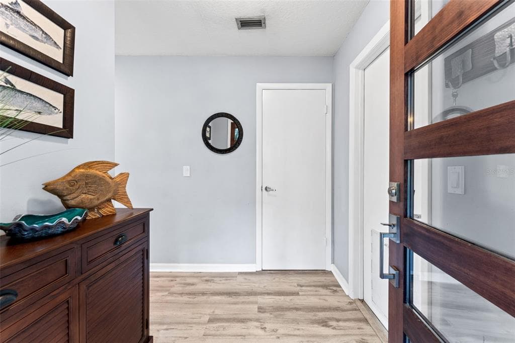 29 PELICAN LANE 3