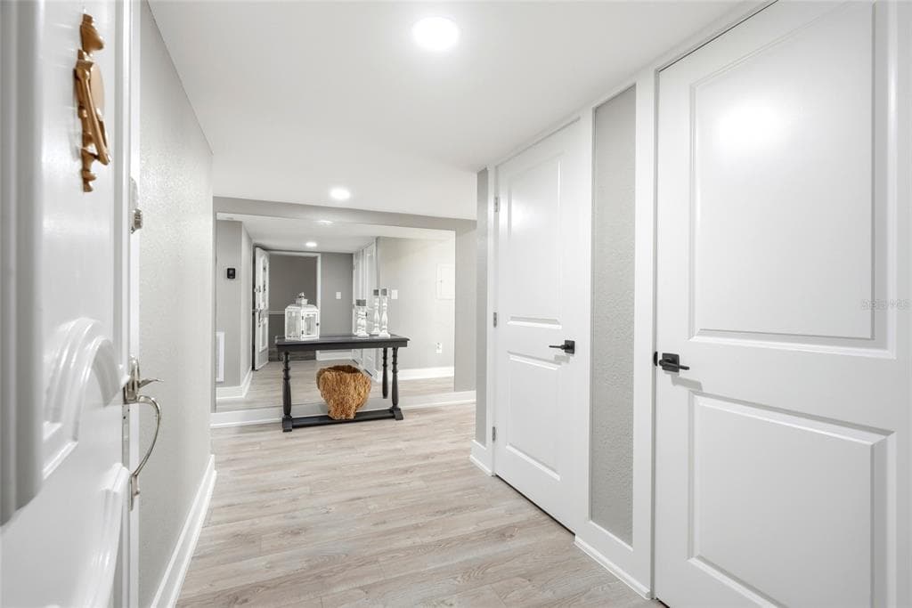 634 EDGEWATER DRIVE 844 photo 15