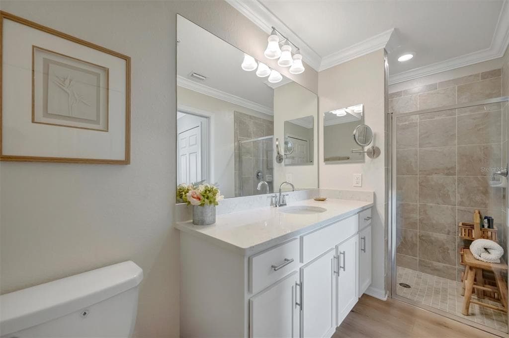 850 TIDEWATER SHORES LOOP 105 photo 23