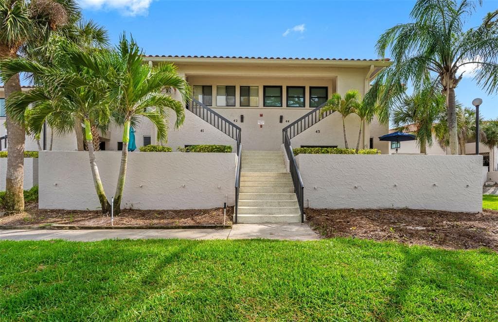 1804 MARINER DRIVE #43 3