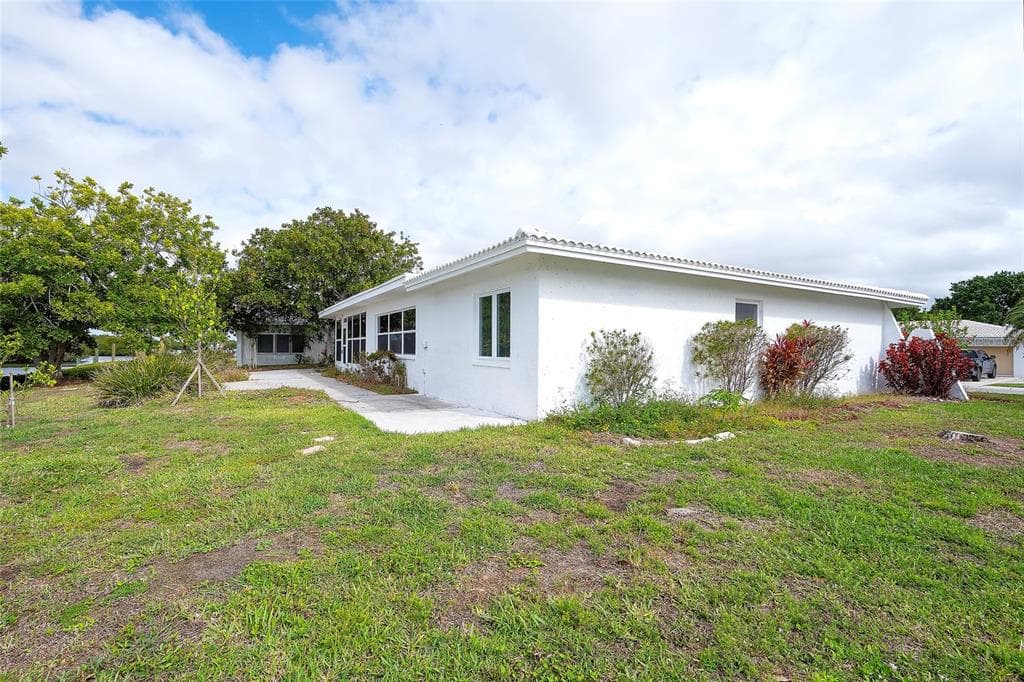 3810 JOYCE DRIVE photo 24
