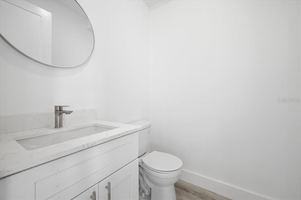 15408 MELPORT CIR photo 16