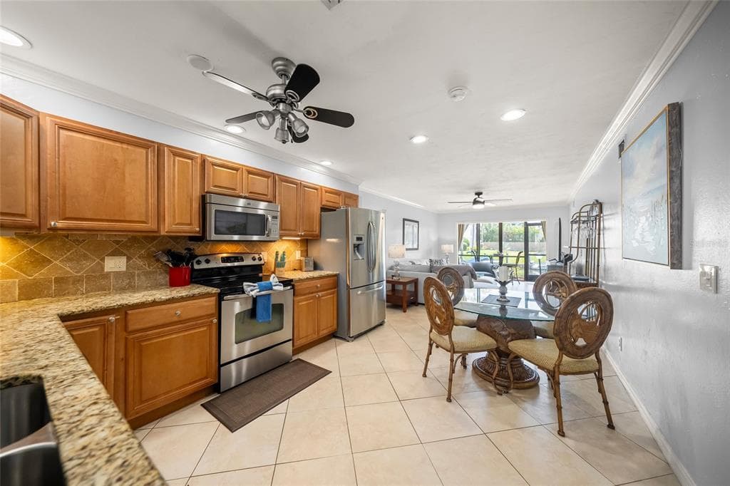 5619 MIDNIGHT PASS ROAD 503 photo 4