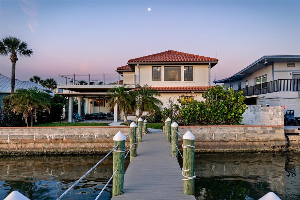 122 CORAL WAY 2