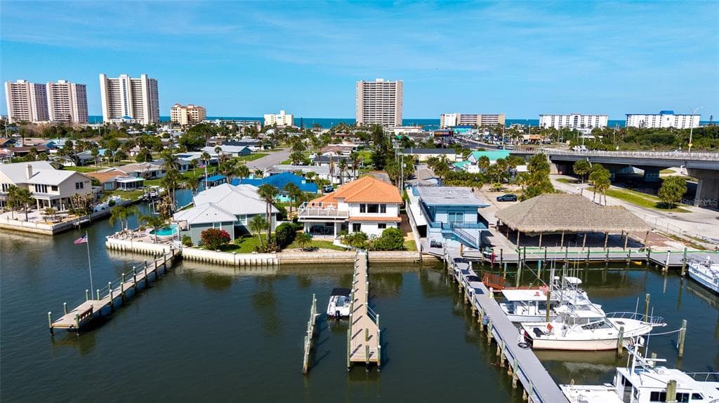 122 CORAL WAY 1