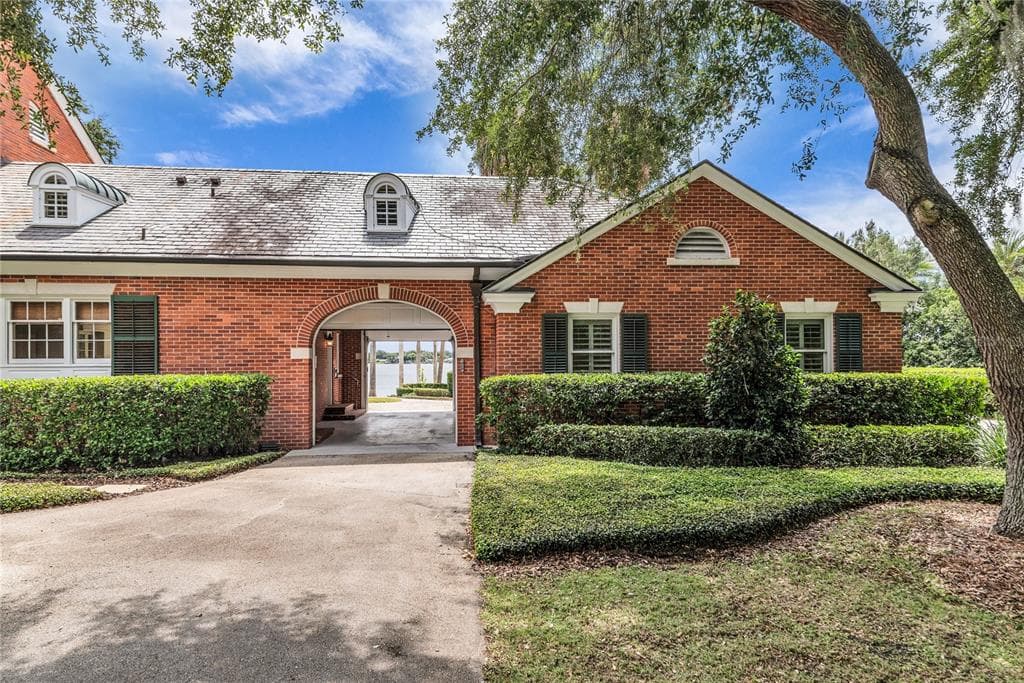 1530 WATERWITCH DRIVE 4