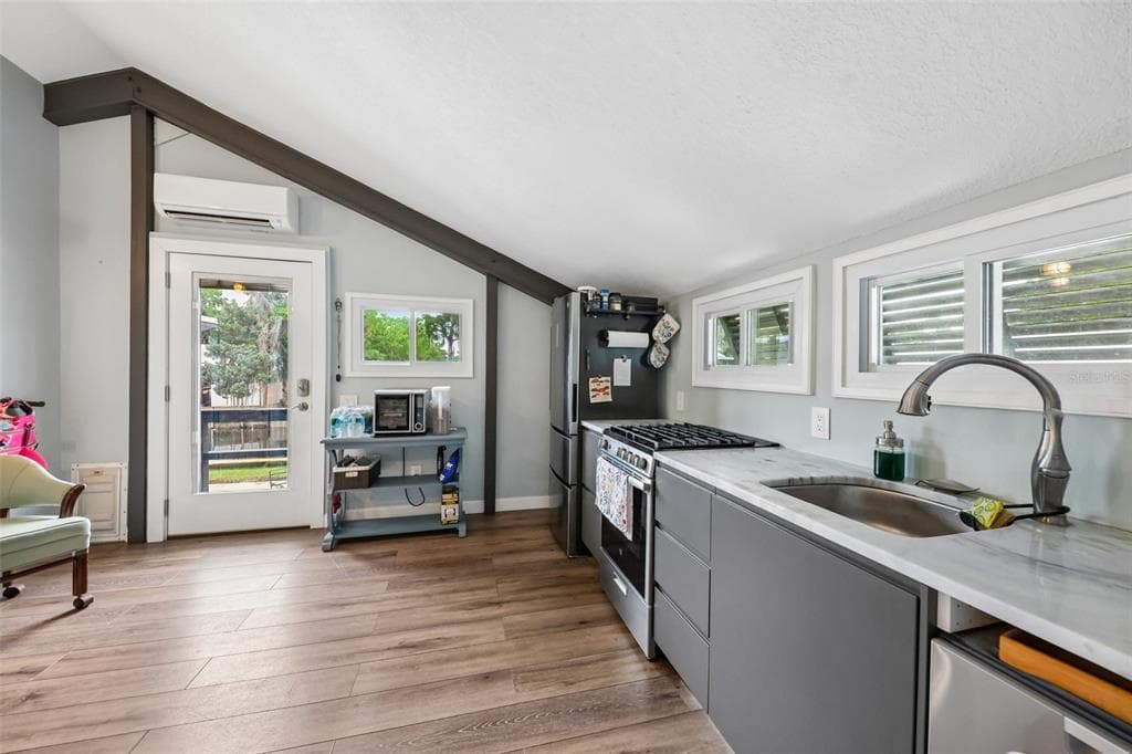 24521 SNAIL ROAD photo 8