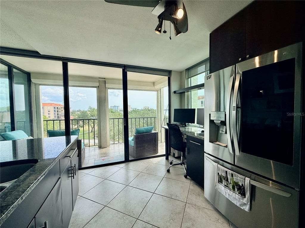 6219 PALMA DEL MAR BOULEVARD S 504 photo 11