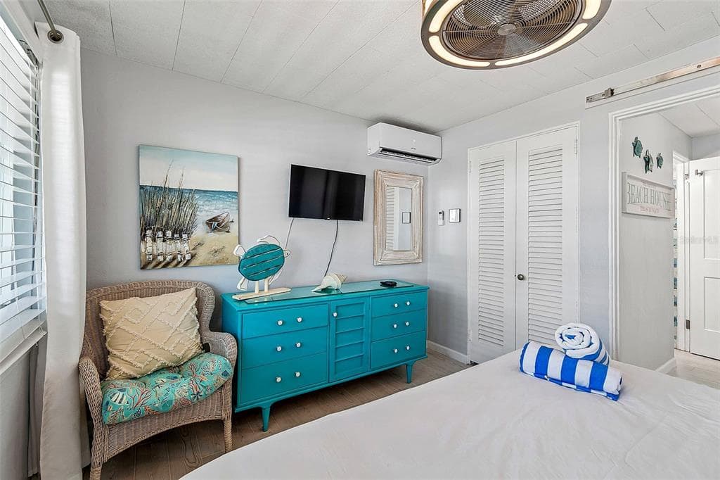 11730 GULF BOULEVARD 29 photo 12