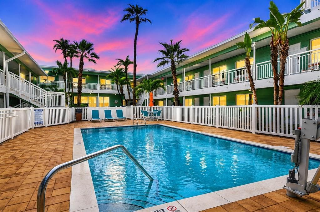 11730 GULF BOULEVARD 31 photo 11